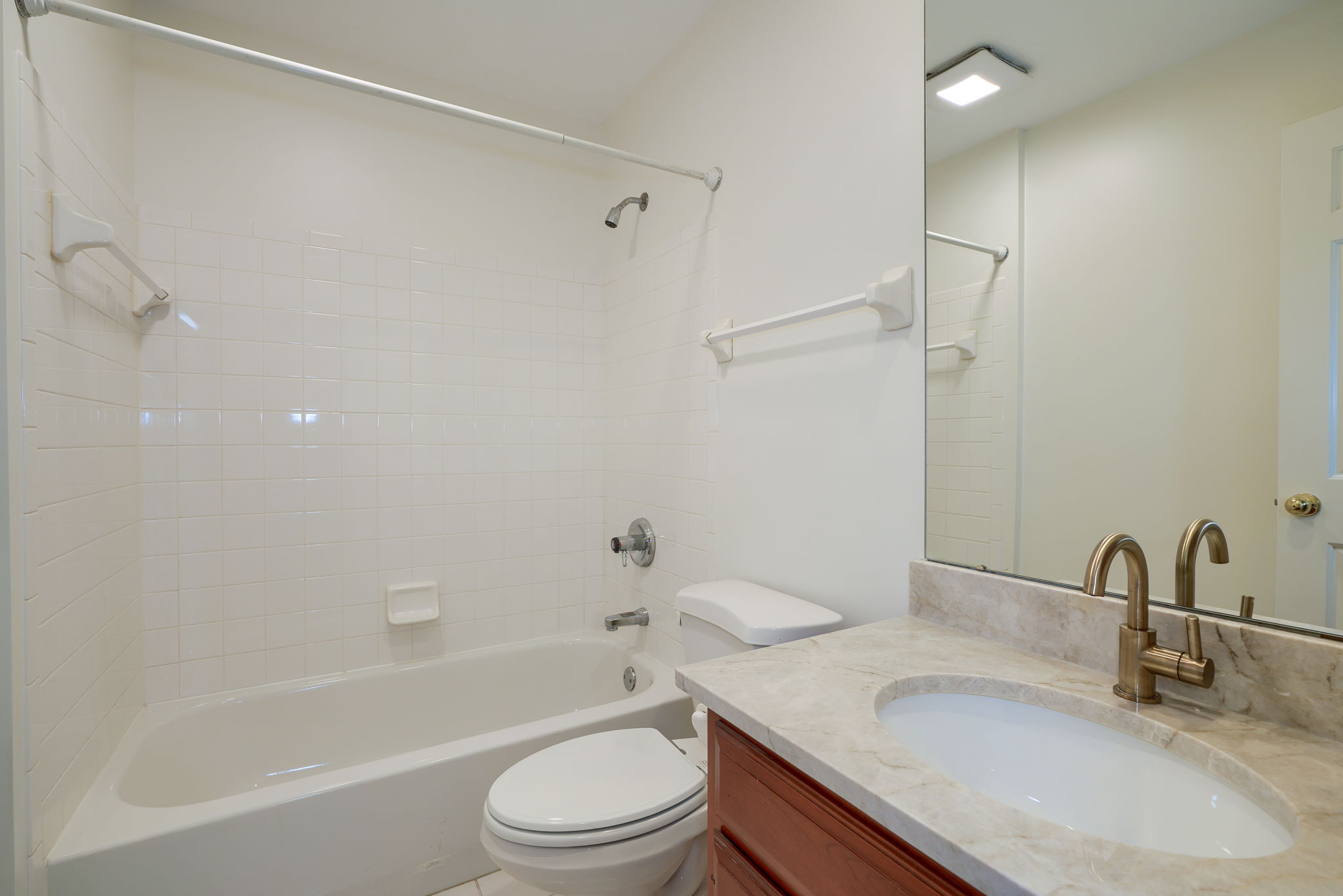 3215 Montclair Ave (51)