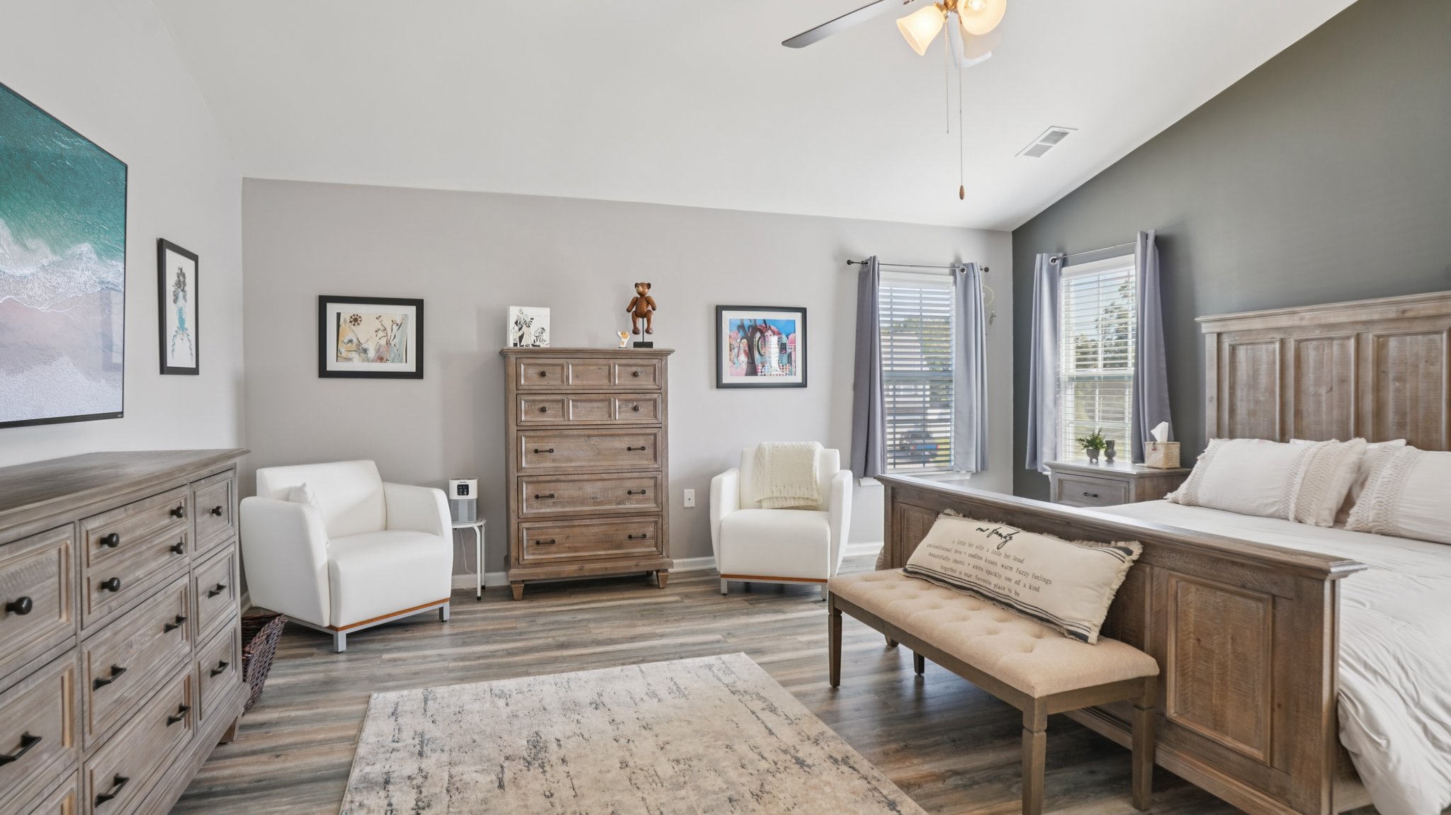 Roan St-S1209-038.jpg