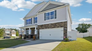 Roan St-S1209-002.jpg