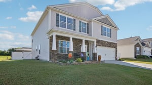 Roan St-S1209-003.jpg