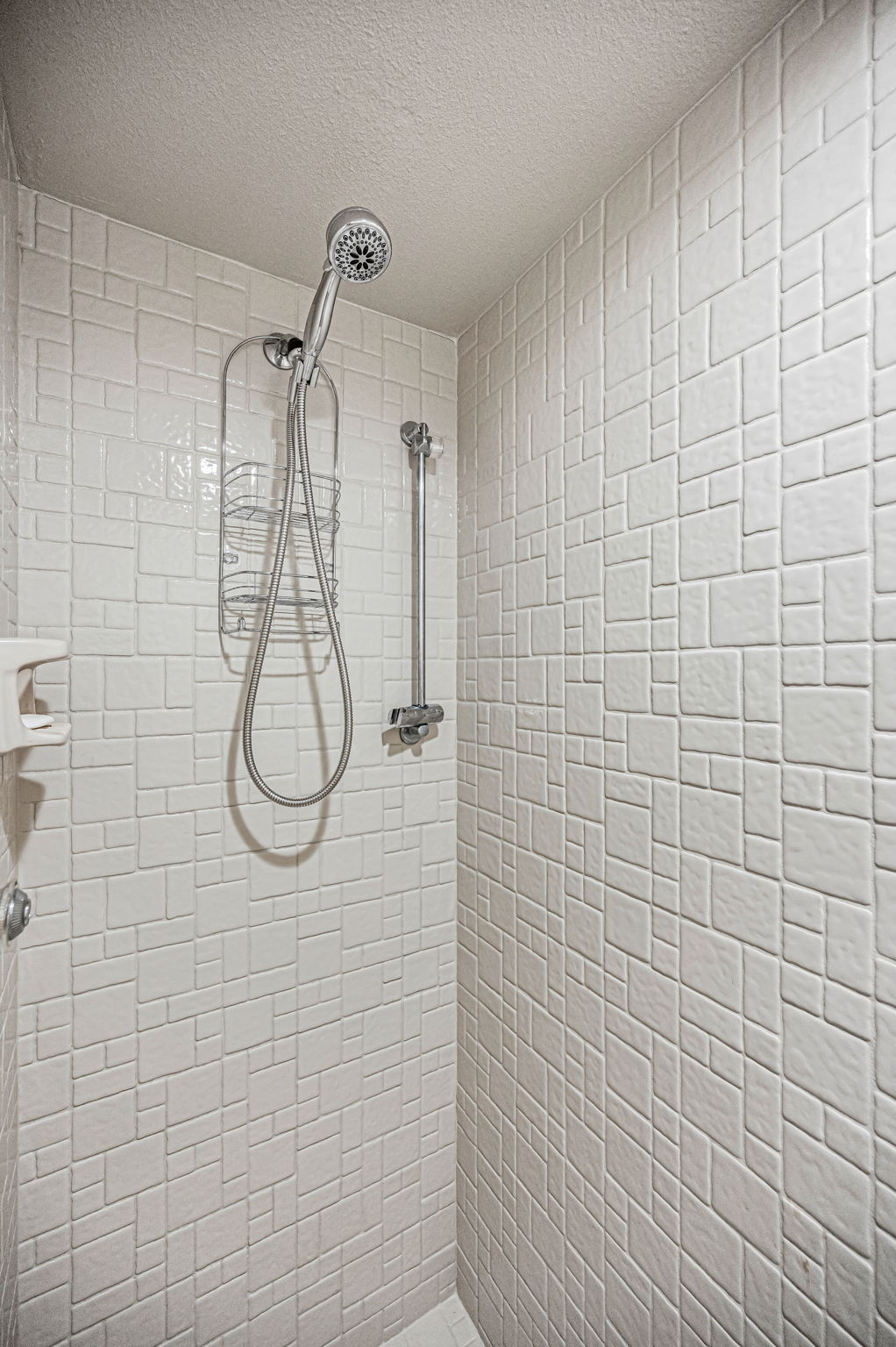 First Floor Bathroom3b