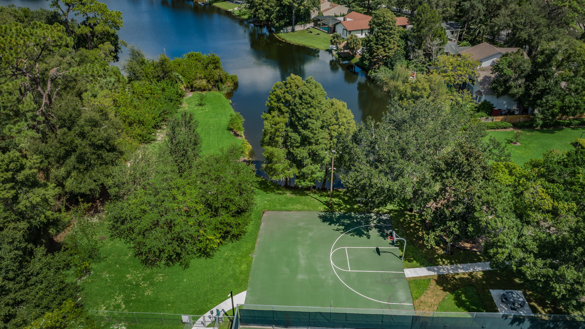 34-Community Basketball Court