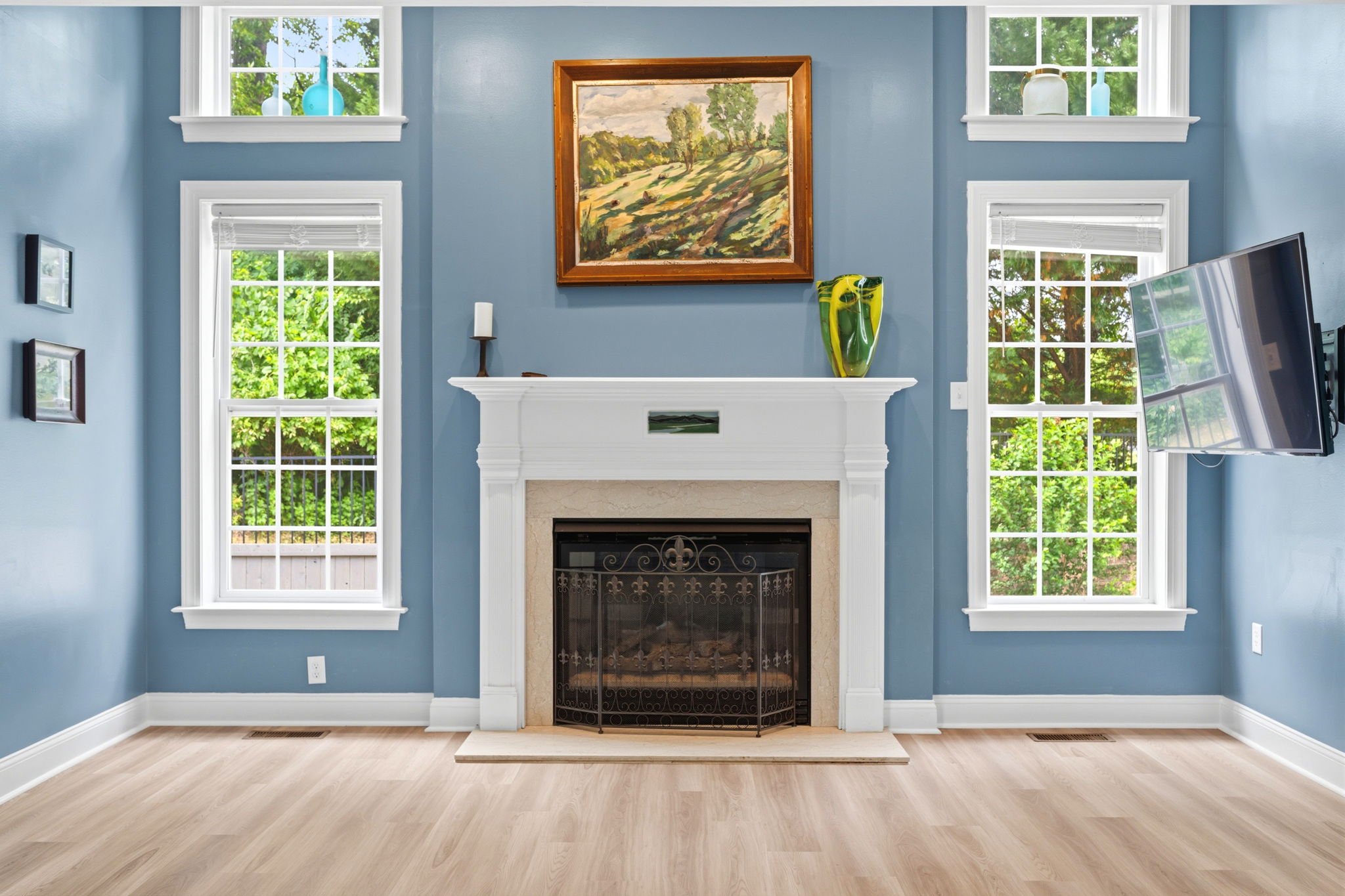 Interiors (13)