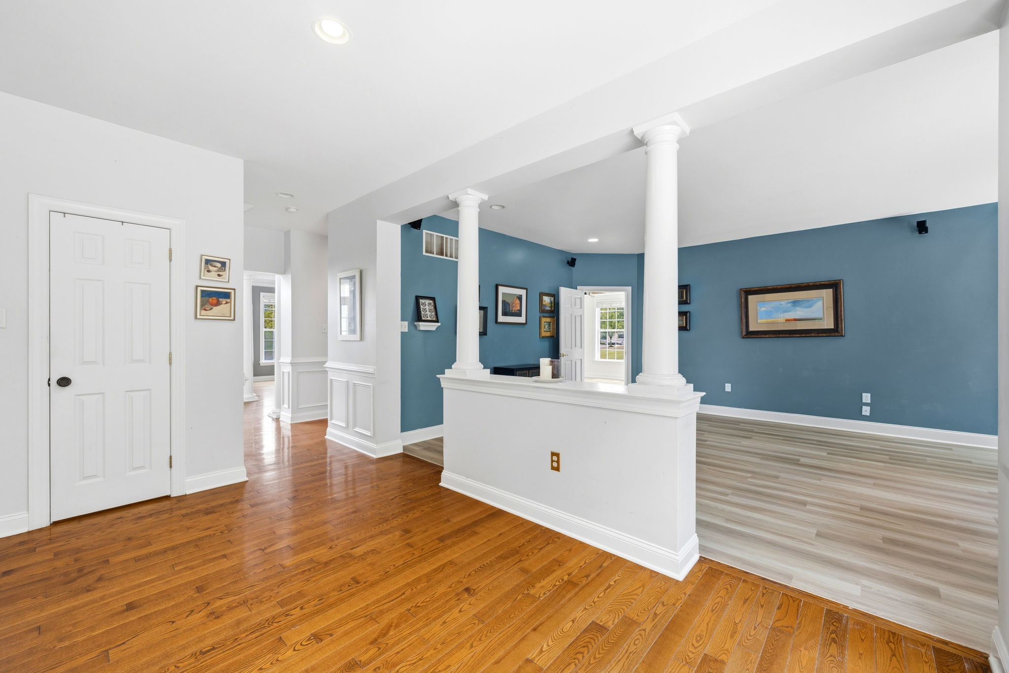 Interiors (20)