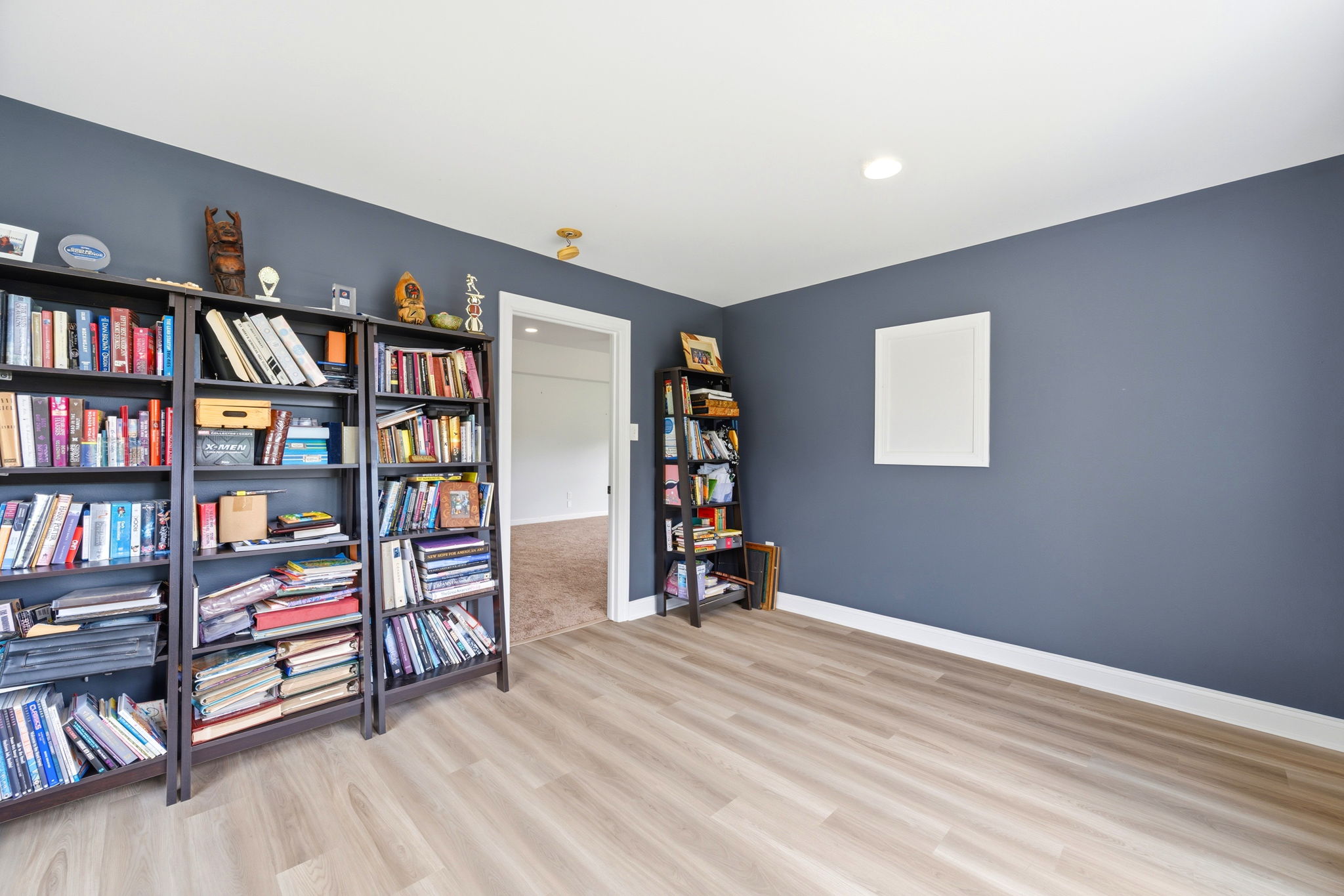 Interiors (46)