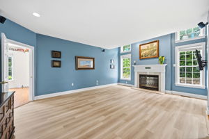 Interiors (12)