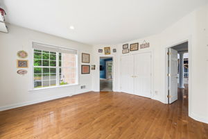 Interiors (31)