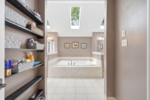 Interiors (49)
