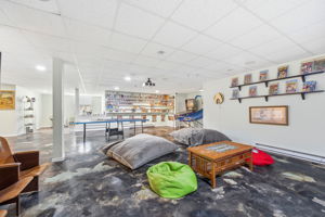 Interiors (75)