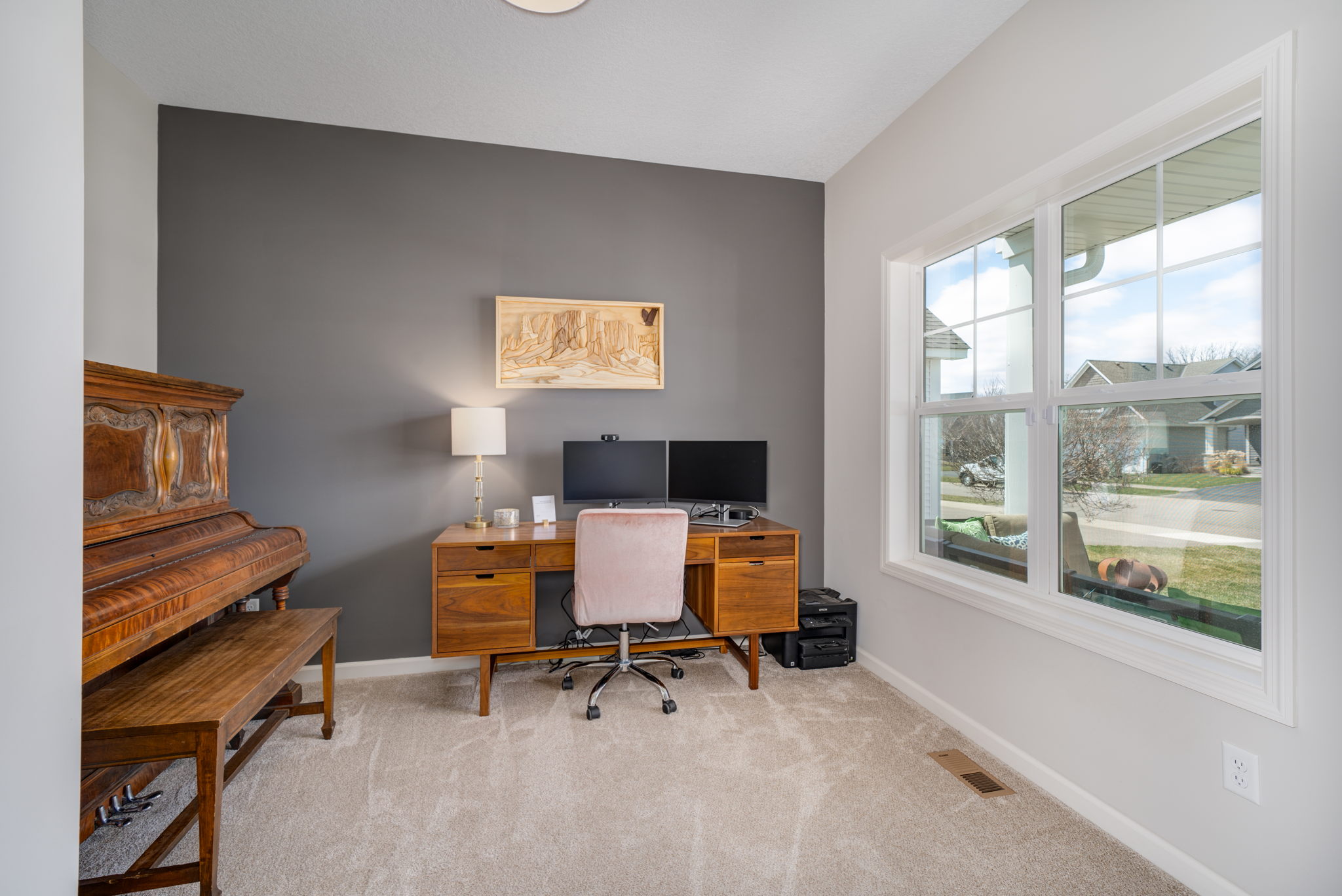 Bedroom/Office