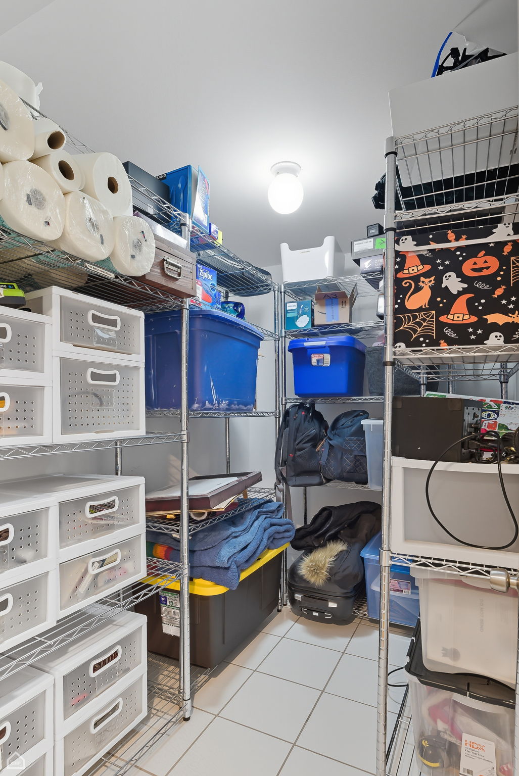 3219 W Disckens_091025_033