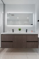 3219 W Disckens_091025_040