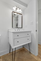 3219 W Disckens_091025_046