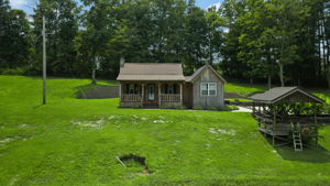  Photo 0