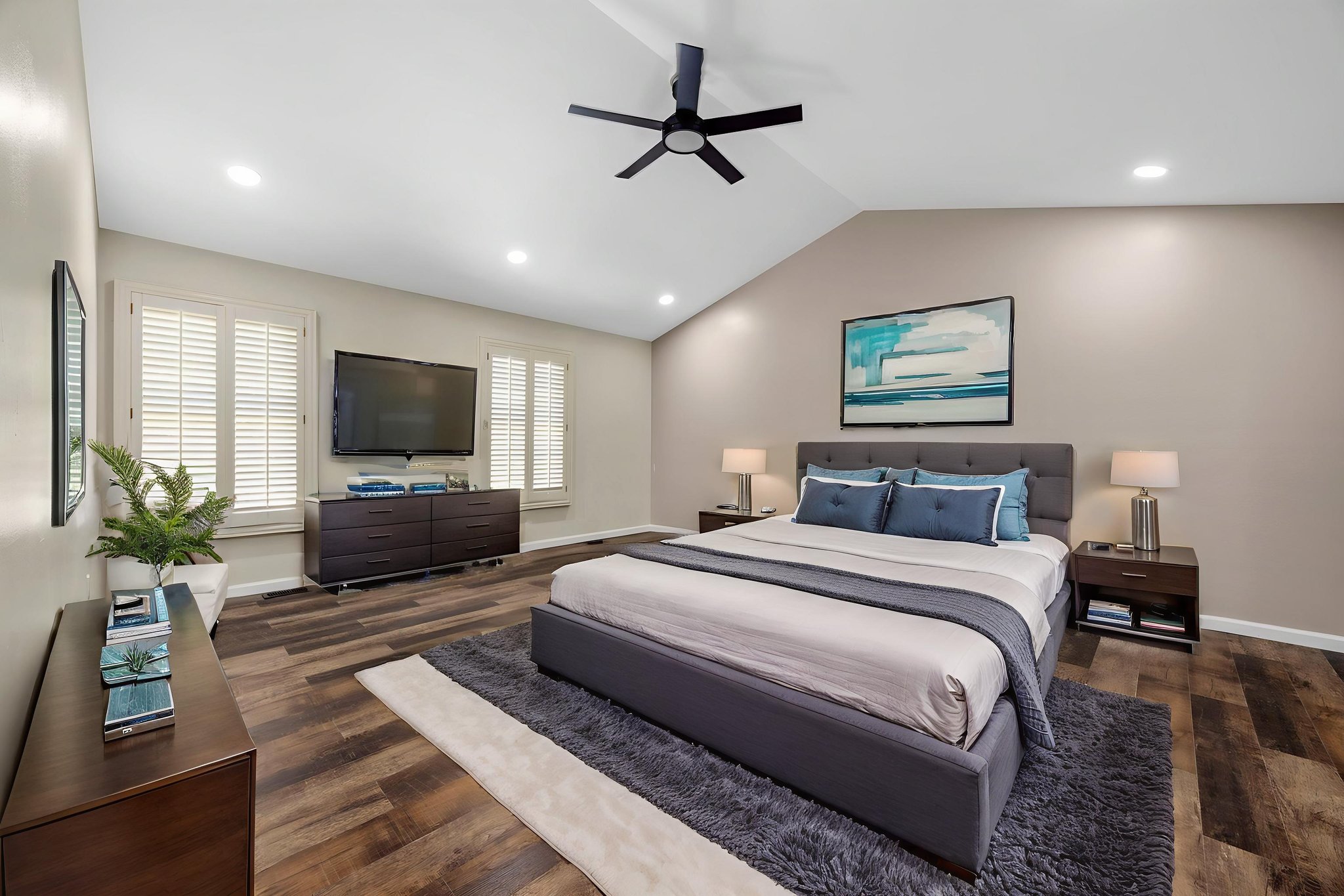 LUND3764 virtually staged.jpeg