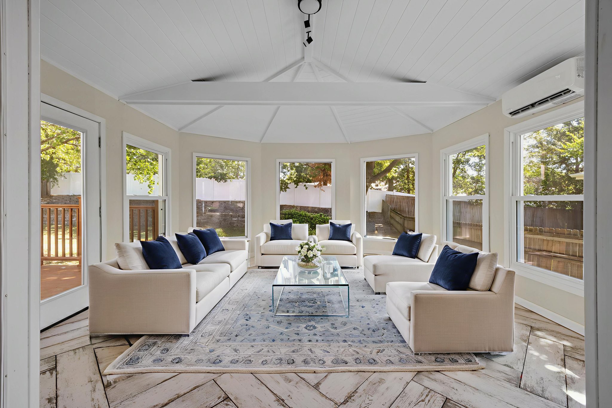 LUND3708 virtually staged.jpeg