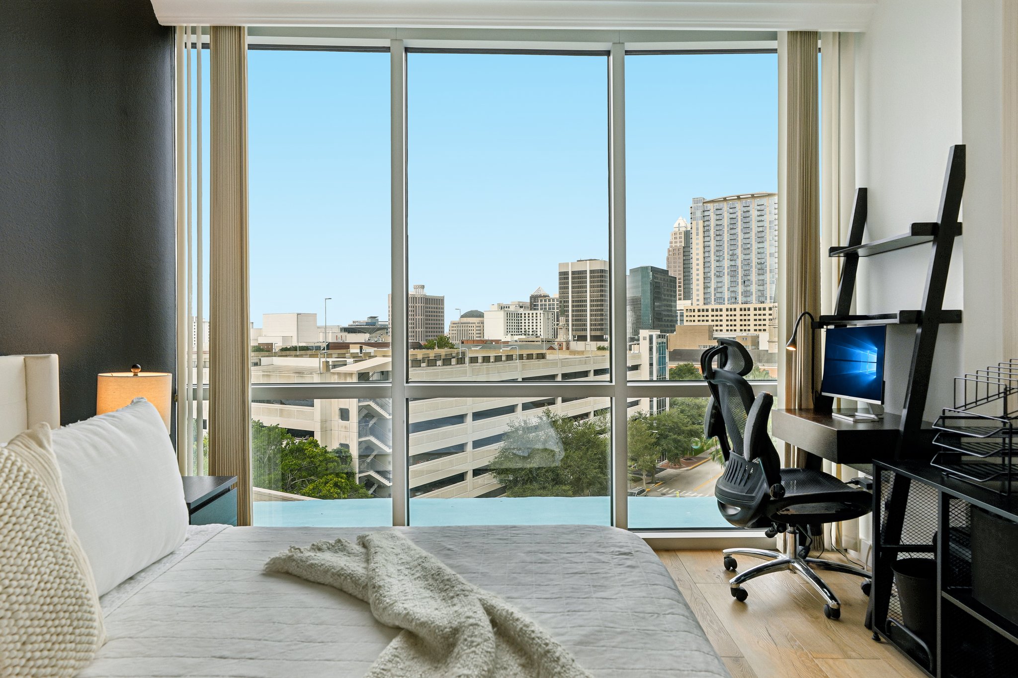 E Central Blvd 806-S3107-024.jpg