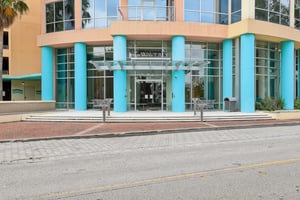 E Central Blvd 806-S3107-004.jpg