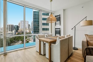 E Central Blvd 806-S3107-013.jpg