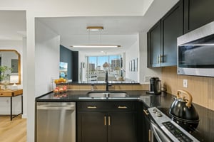 E Central Blvd 806-S3107-018.jpg