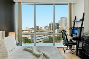 E Central Blvd 806-S3107-024.jpg