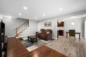 322 Fairchild Ct B, Bloomingdale, IL 60108_003