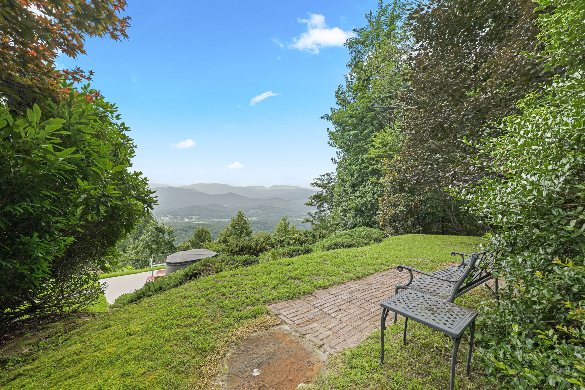  Photo 47