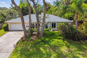 Welcome Home! 322 Loch Lomond Ave. Longwood, FL 32750