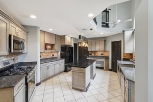 N Bayshore Dr-0206-022.jpg