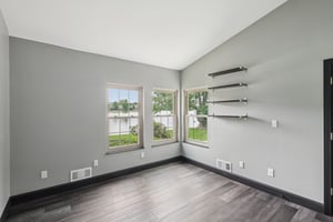 N Bayshore Dr-0206-040.jpg