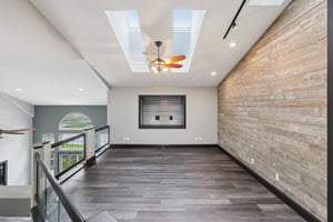 N Bayshore Dr-0206-045.jpg
