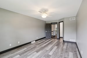 N Bayshore Dr-0206-053.jpg