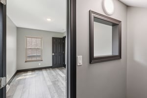 N Bayshore Dr-0206-056.jpg