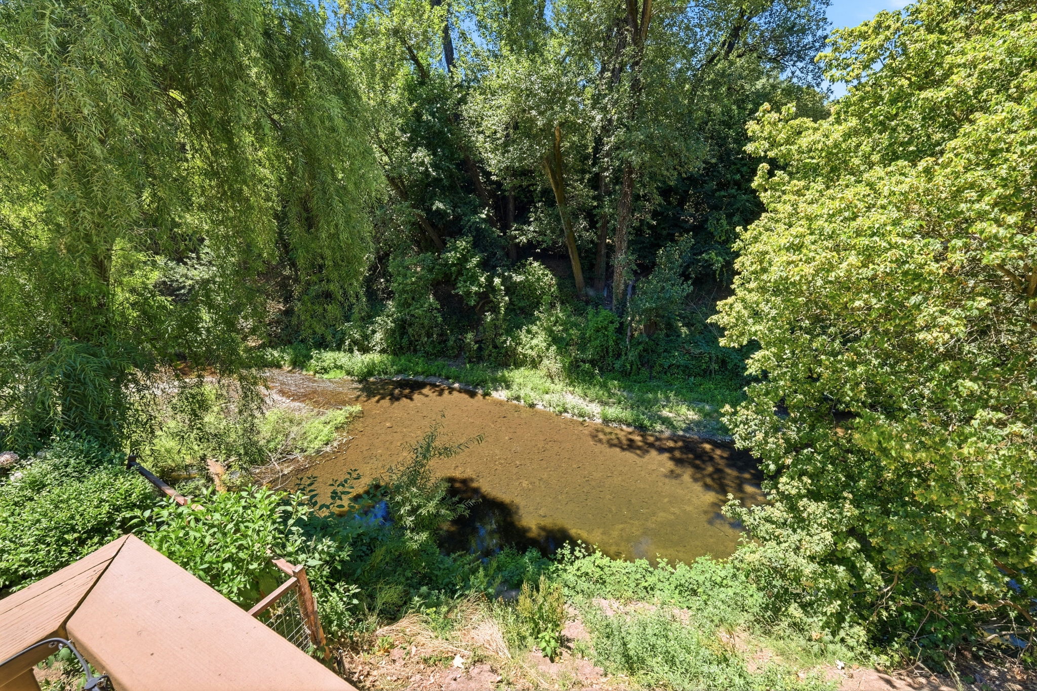 032_F8_322 River Rd
