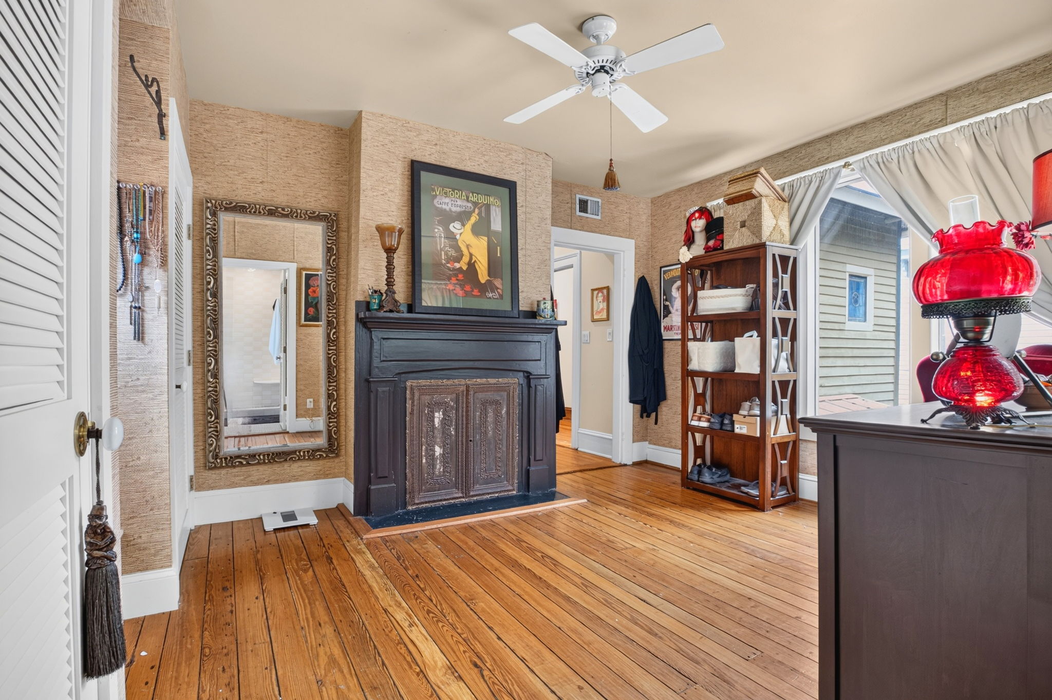  Photo 38