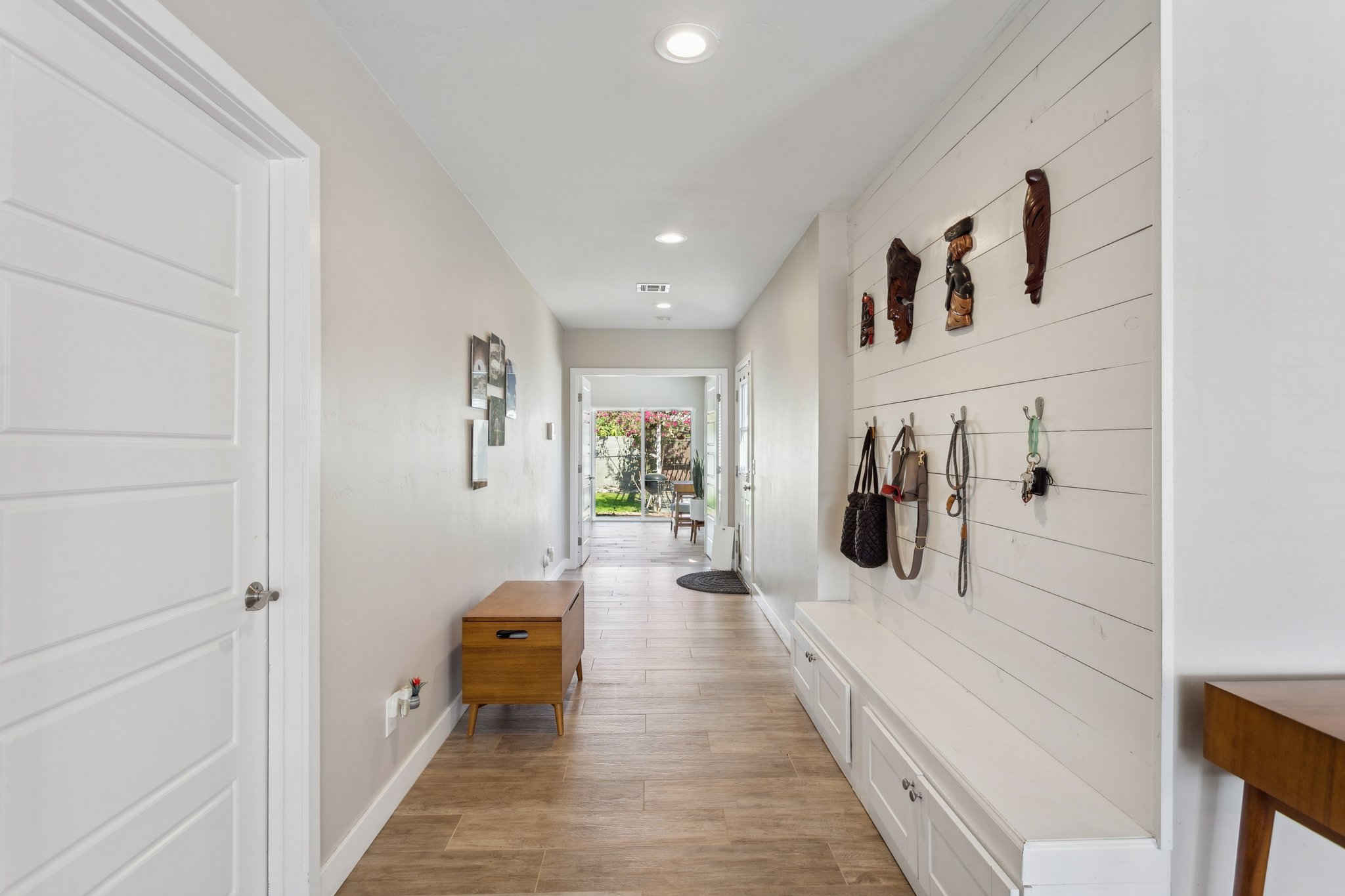 322 W Coronado Rd - 006.jpg