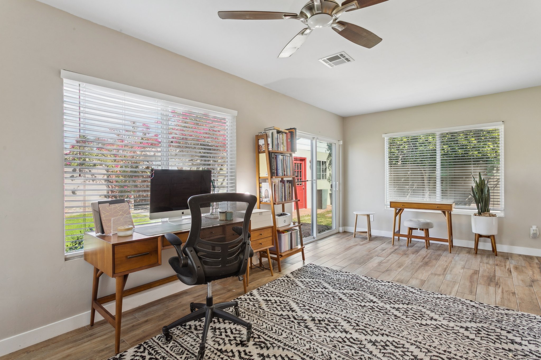 322 W Coronado Rd - 025.jpg