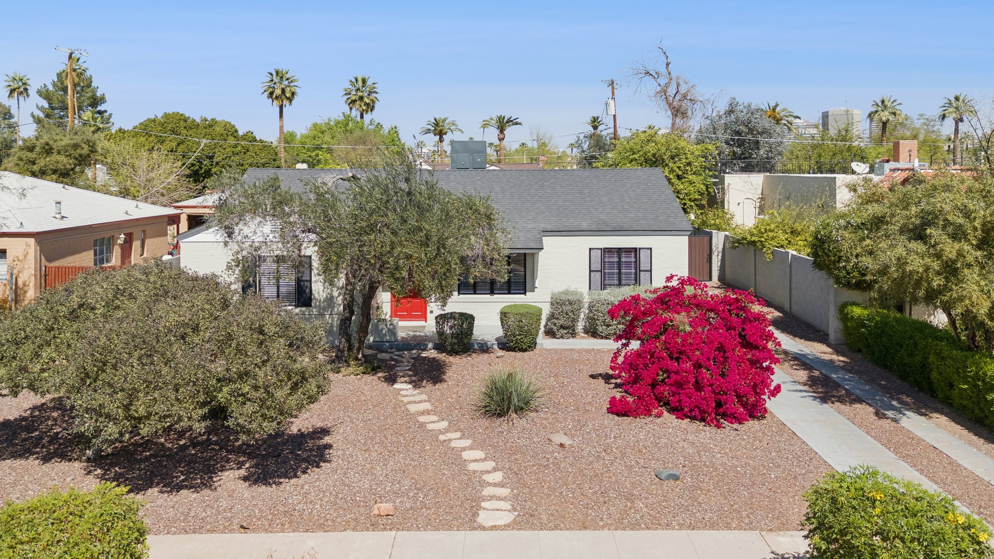 322 W Coronado Rd - 001 (2).jpg