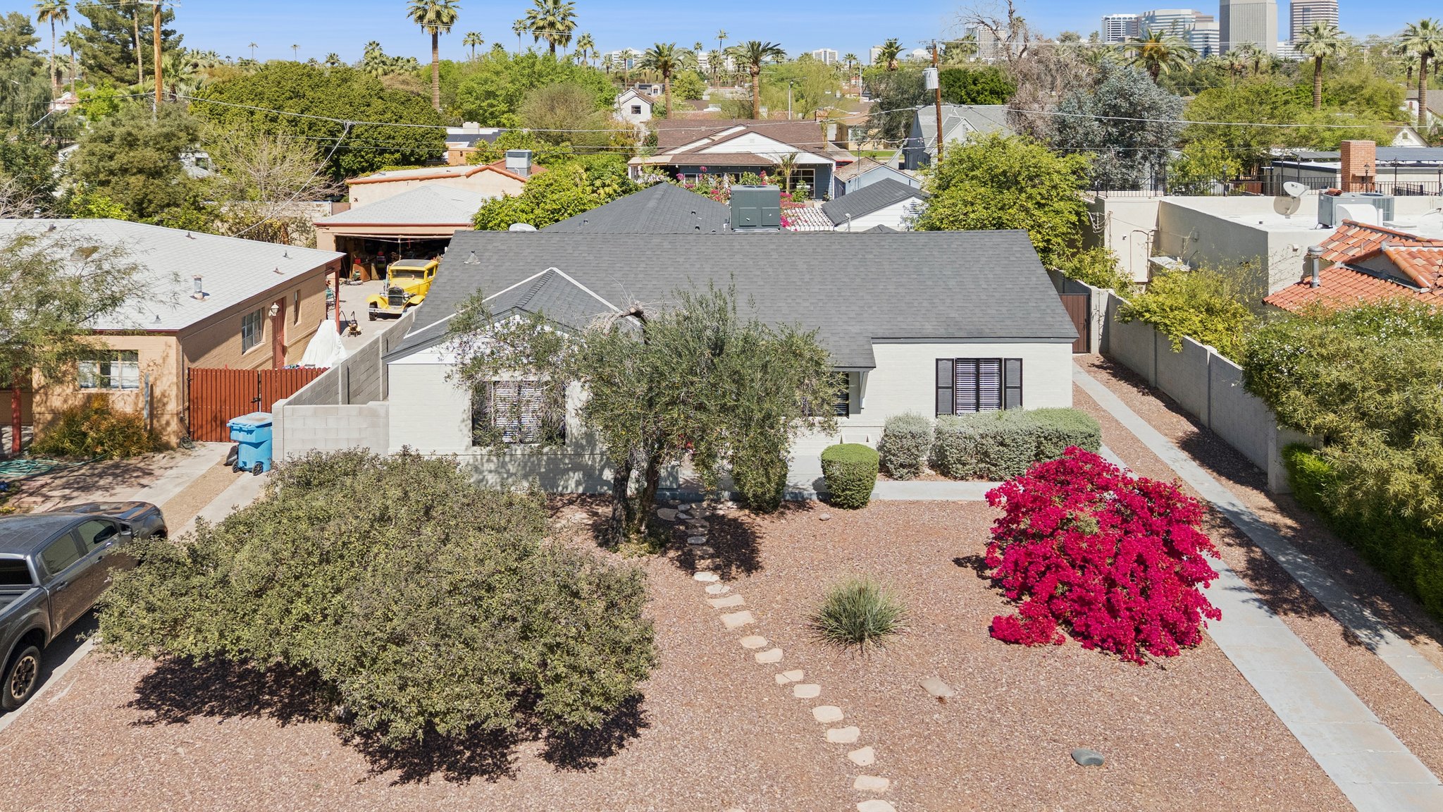 322 W Coronado Rd - 003 (2).jpg