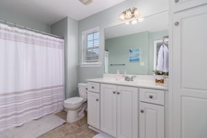 Full Bath 2