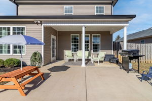 Covered Porch & Patio
