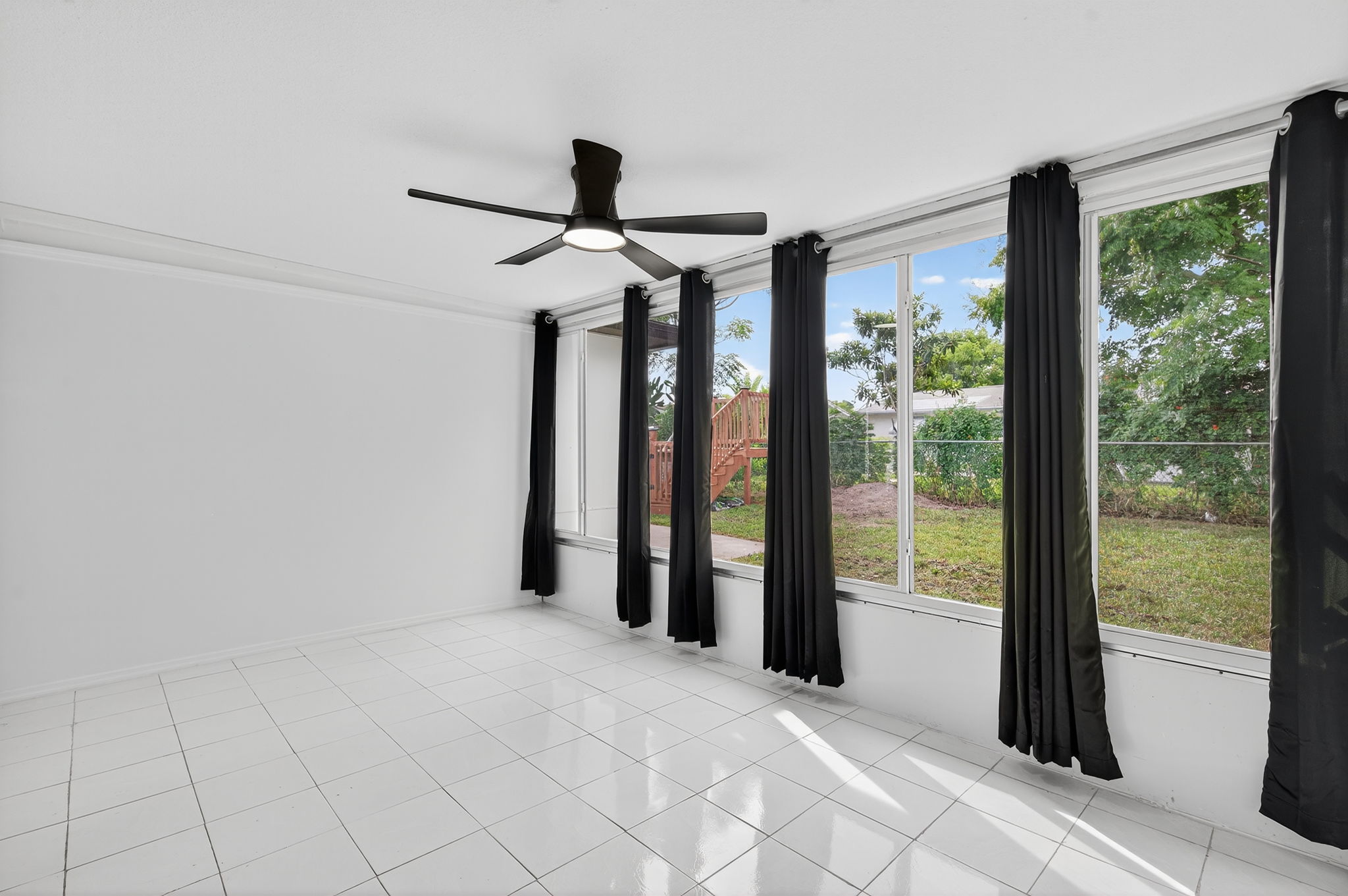 Interiors (25)