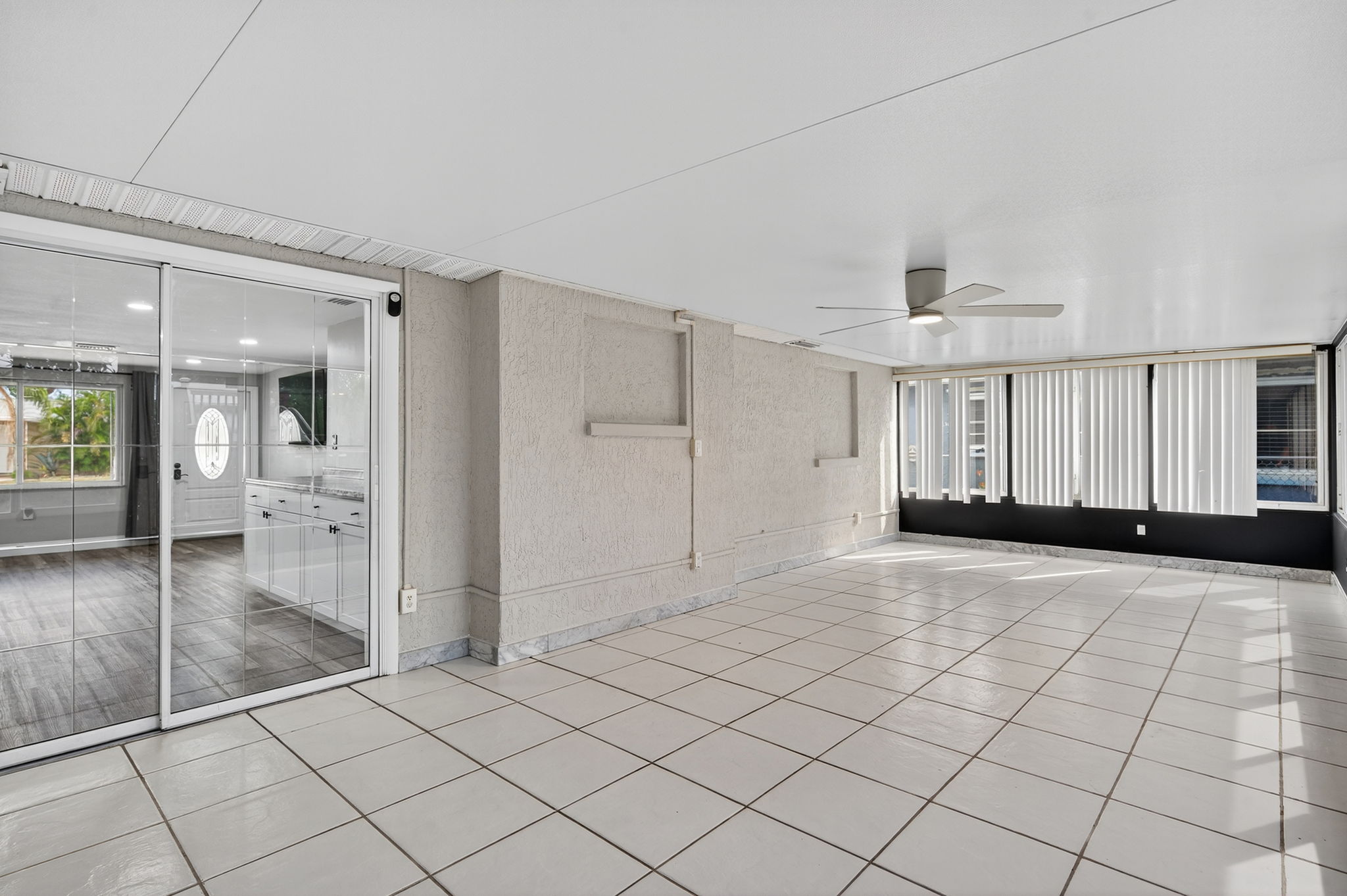 Interiors (29)