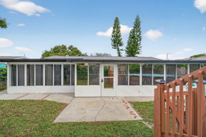 Exteriors (17)
