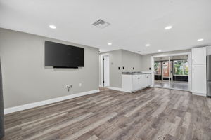 Interiors (11)