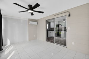 Interiors (27)