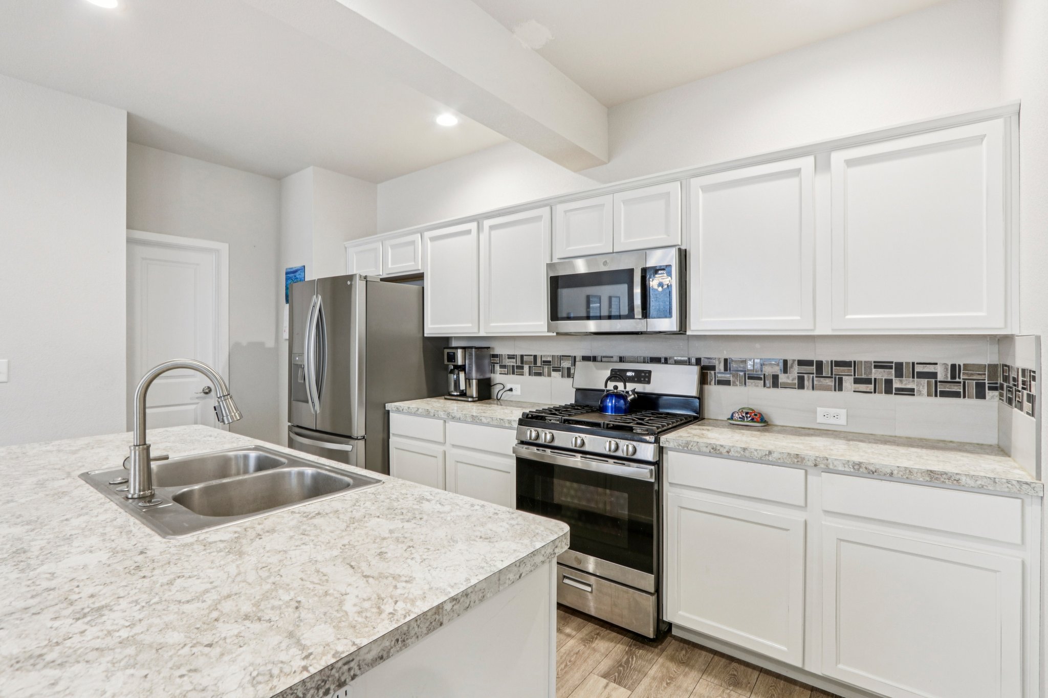 Picasso Dr-S1504-013.jpg