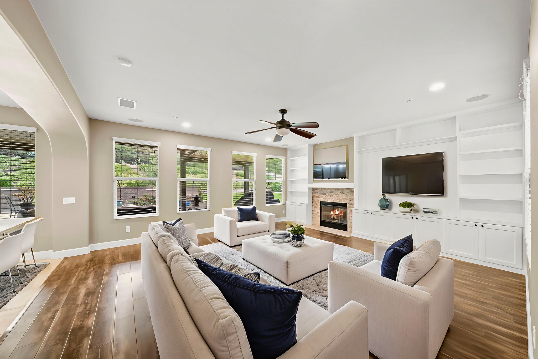 28-32201 Elk Grove Ct virtually staged.jpeg