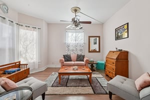 Kromer Ave-S1701-005.jpg