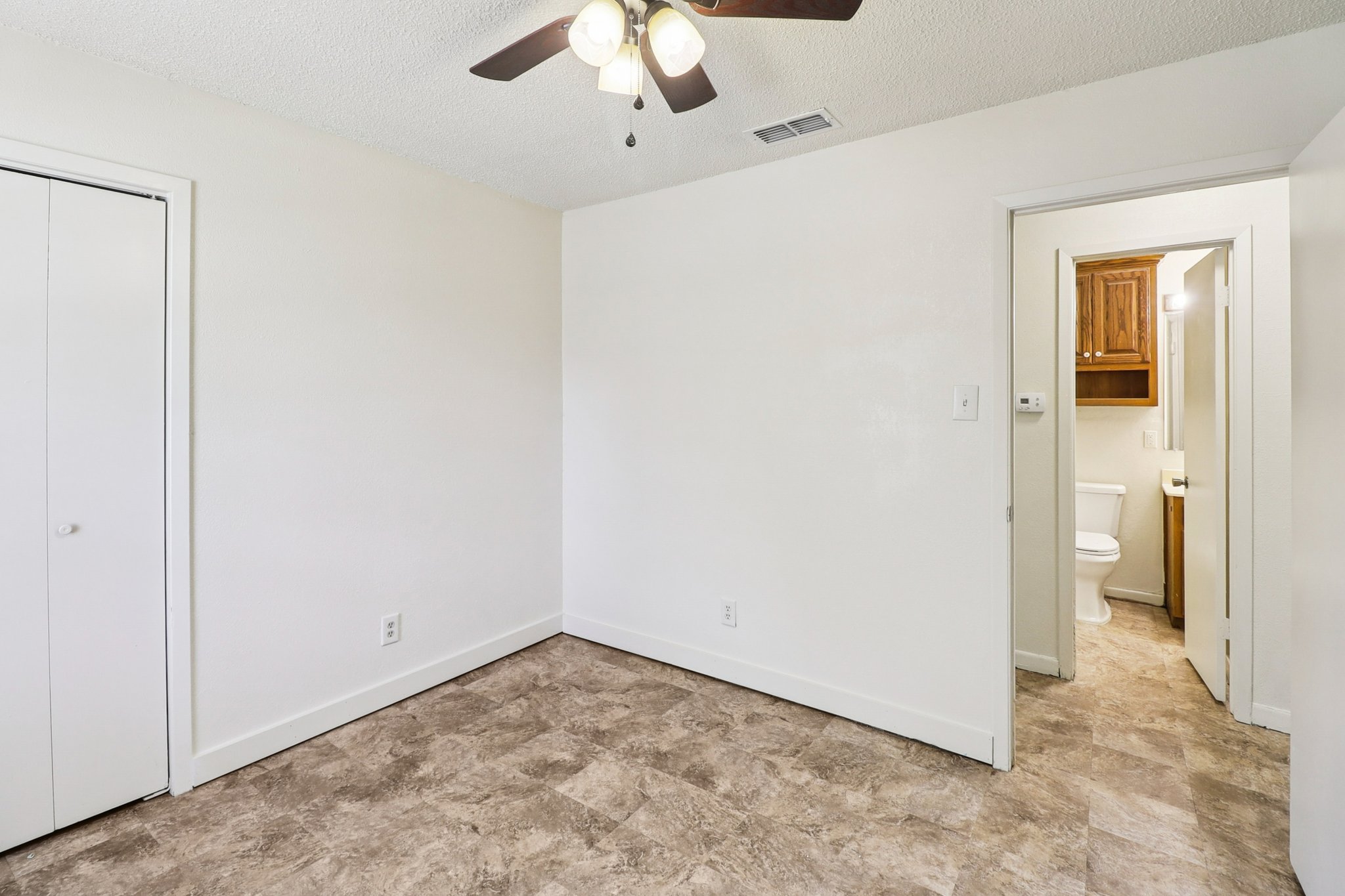 Hummingbird Ln-S0310-014.jpg